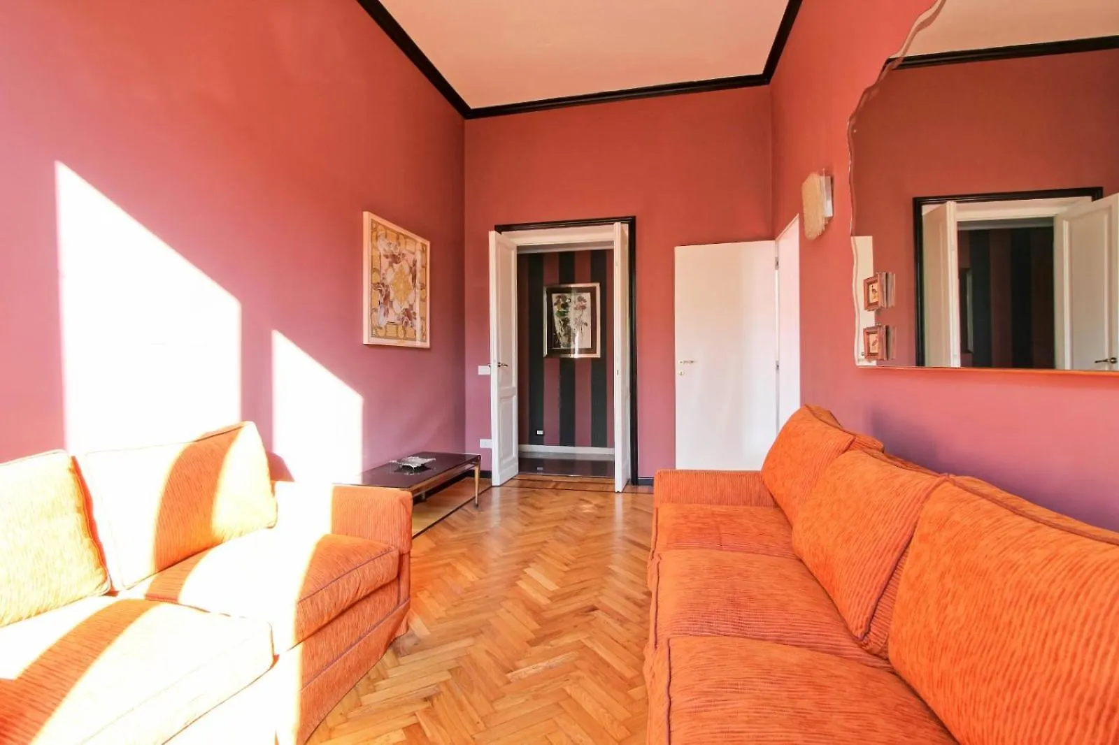 Tibullo ,Classico Ed Elegante Appartamento Rom 0*,