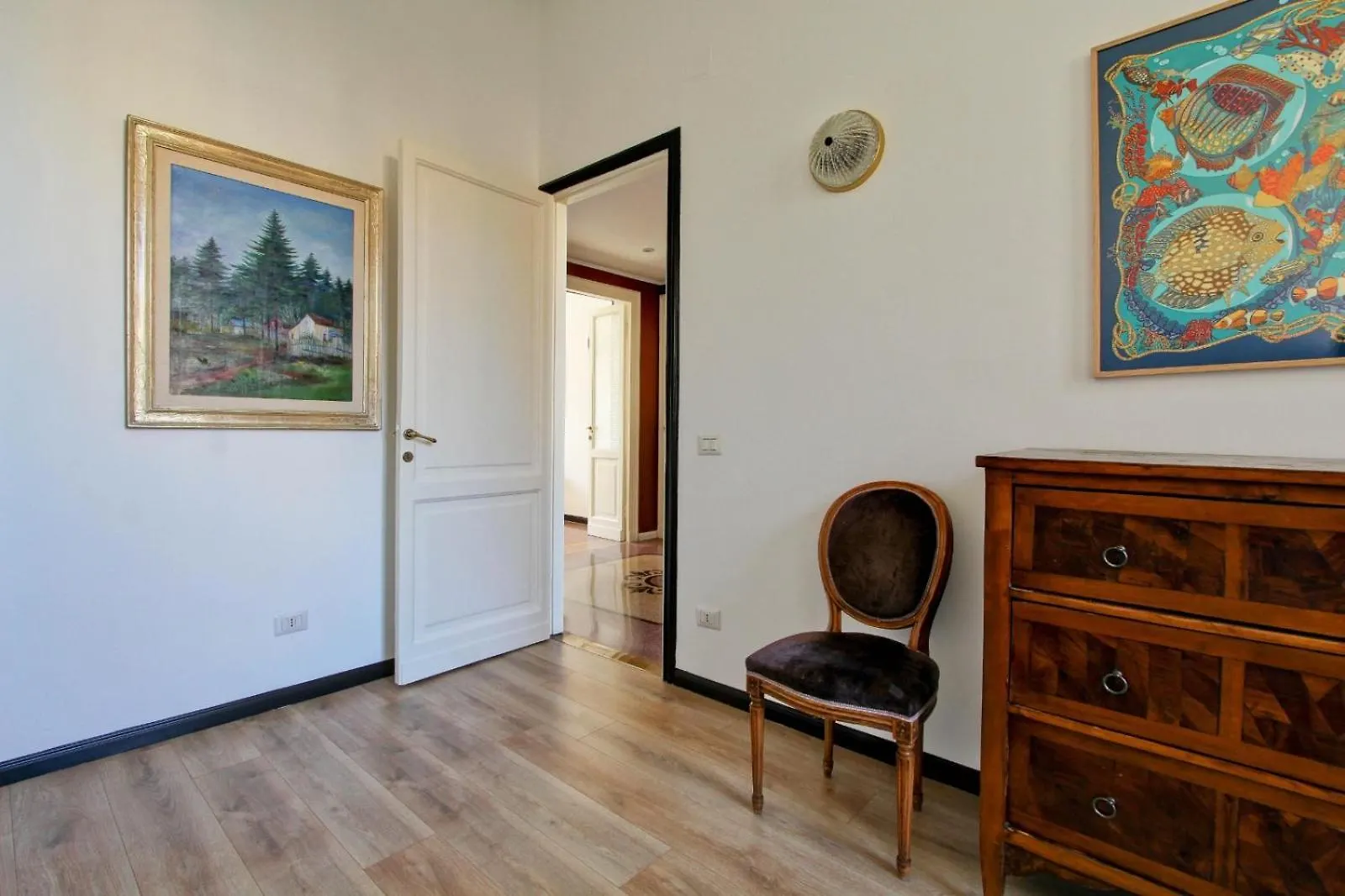 Tibullo ,Classico Ed Elegante Appartamento Rom Lägenhet